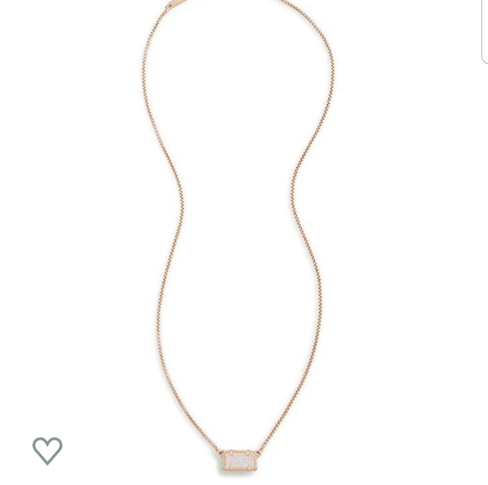 Kendra Scott necklace